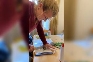 Fortbildung - Rindenmedizin - die Apotheke der Knochen­richter, Holzknechte und Hebammen